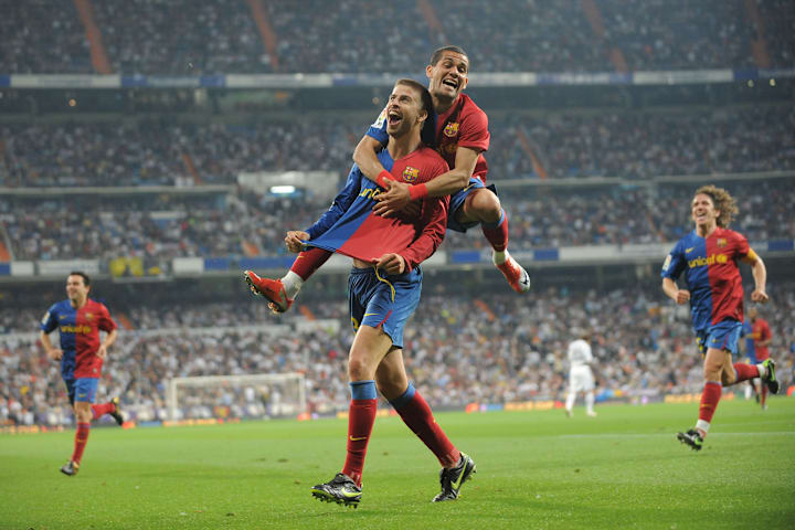 Gerard Pique, Dani Alves