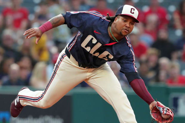 Jose Ramirez fields a ground ball 