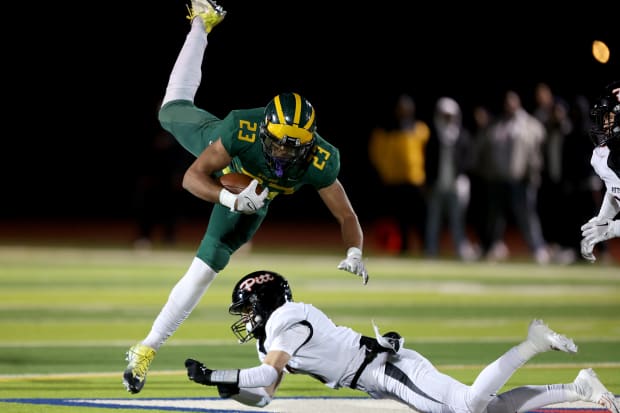 San Ramon Valley MLB Marco Jones (23) vs. Pittsburg in the NCS Open Division final. | Photo: Dennis Lee
