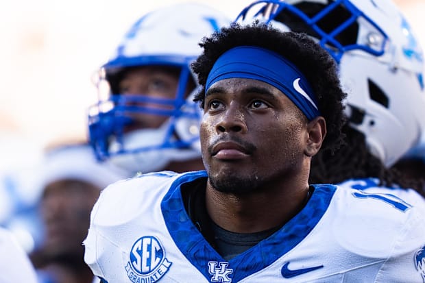 Kentucky DB Zion Childress looks on during the review of a Texas Longhorns touchdown.