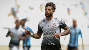 O Corinthians atropelou o Grêmio em Porto Alegre 