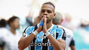 Braithwaite é peça importante no ataque do Grêmio