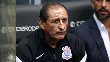Ramon Díaz foi demitido nesta quinta-feira (17)