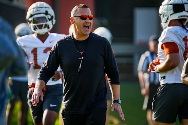 Steve Sarkisian at spring practic