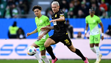 VfL Wolfsburg v Borussia Dortmund