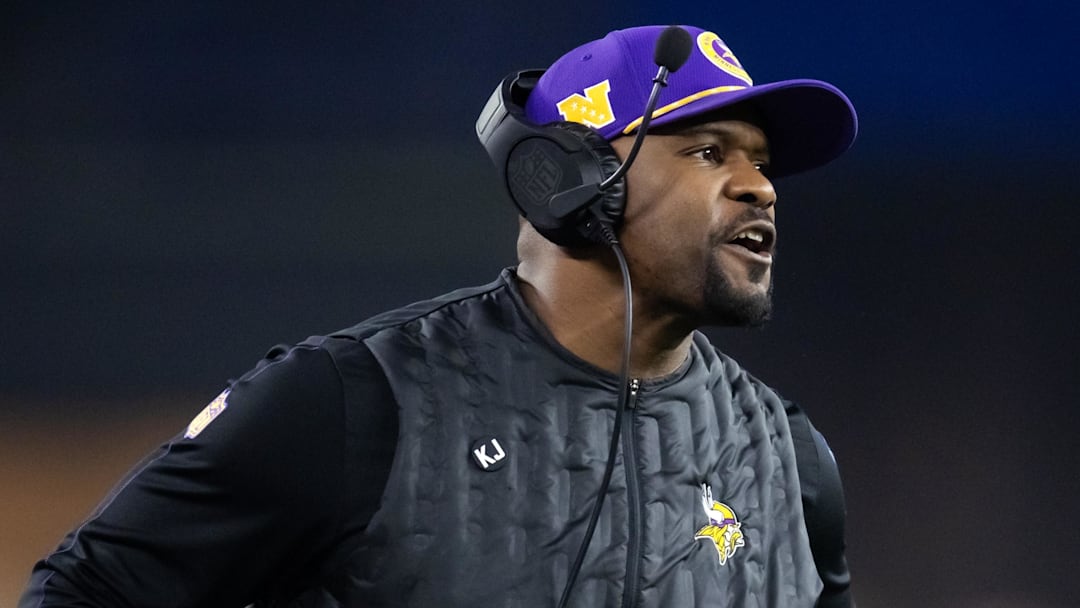 Minnesota Vikings defensive coordinator Brian Flores