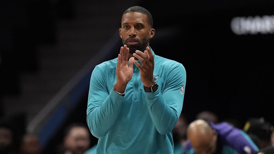 Charlotte Hornets, Charles Lee