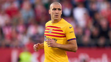 Oriol Romeu não conseguiu se firmar no Barça