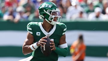 New York Jets quarterback Justin Fields