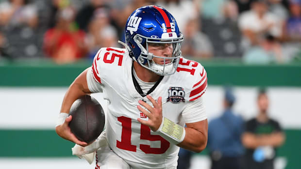 Giants quarterback Tommy DeVito