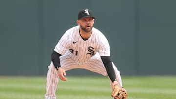 Vinny Capra - Detroit Tigers v Chicago White Sox