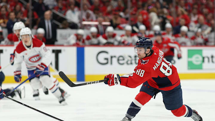 Andrew Mangiapane, Washington Capitals Mandatory Credit: Geoff Burke-Imagn Images