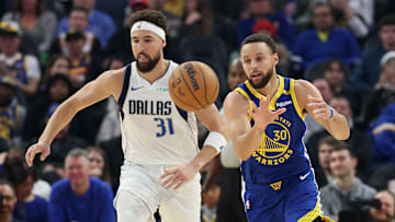 Dallas Mavericks v Golden State Warriors