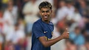 Lamine Yamal tiene a los 17 años una carrera brillante en el fútbol  
