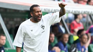 Mit dem Heimspiel gegen den FCA war Daniel Thioune gar nicht zufrieden