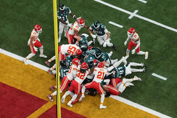 Former Alabama Crimson Tide quarterback Jalen Hurts of the Philadelphia Eagles in Super Bowl LIX.  