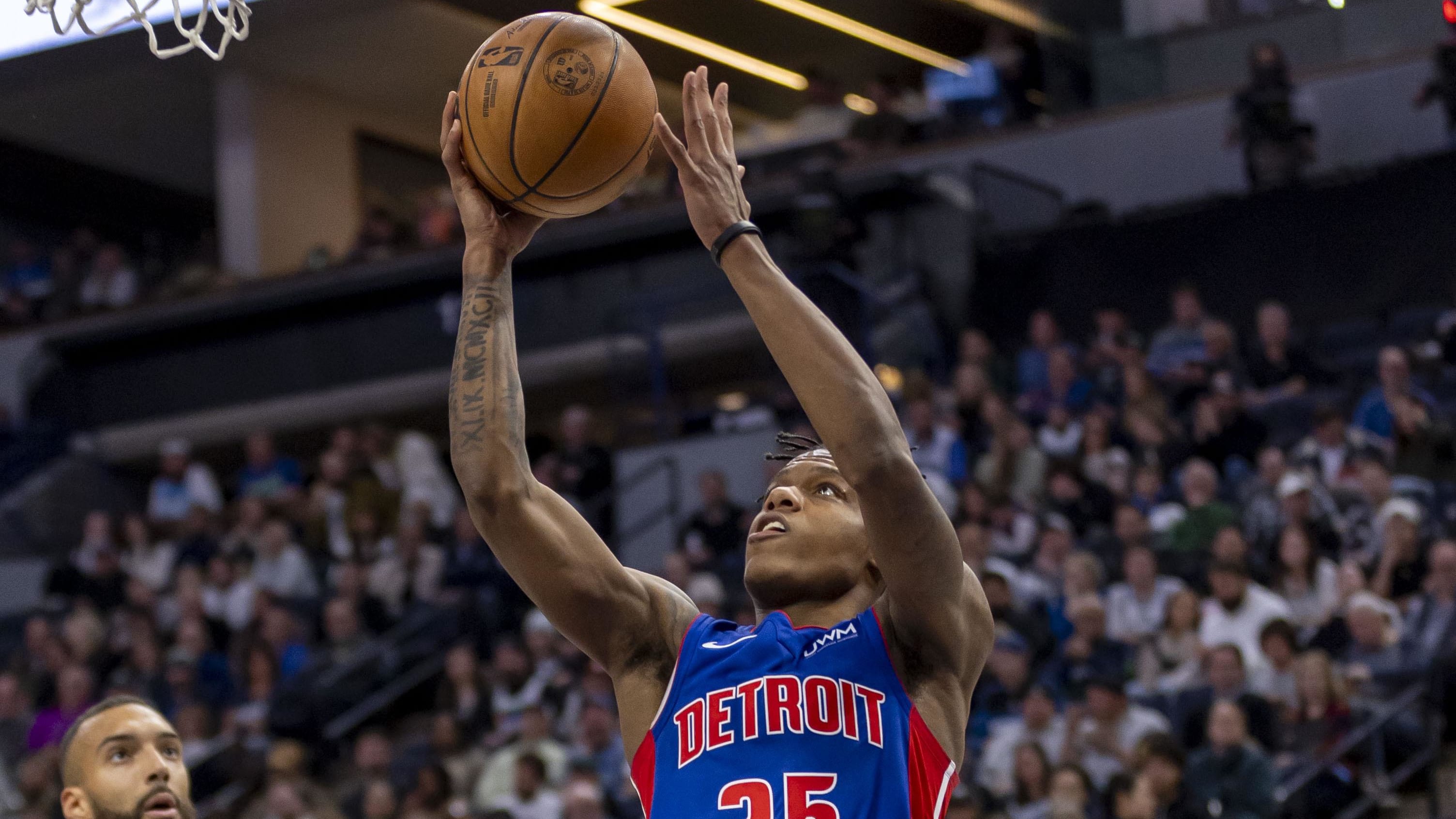 Mar 27, 2024; Minneapolis, Minnesota, USA; Marcus Sasser (25) drives to the basket and shoots the