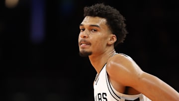 San Antonio Spurs v Phoenix Suns - Emirates NBA Cup