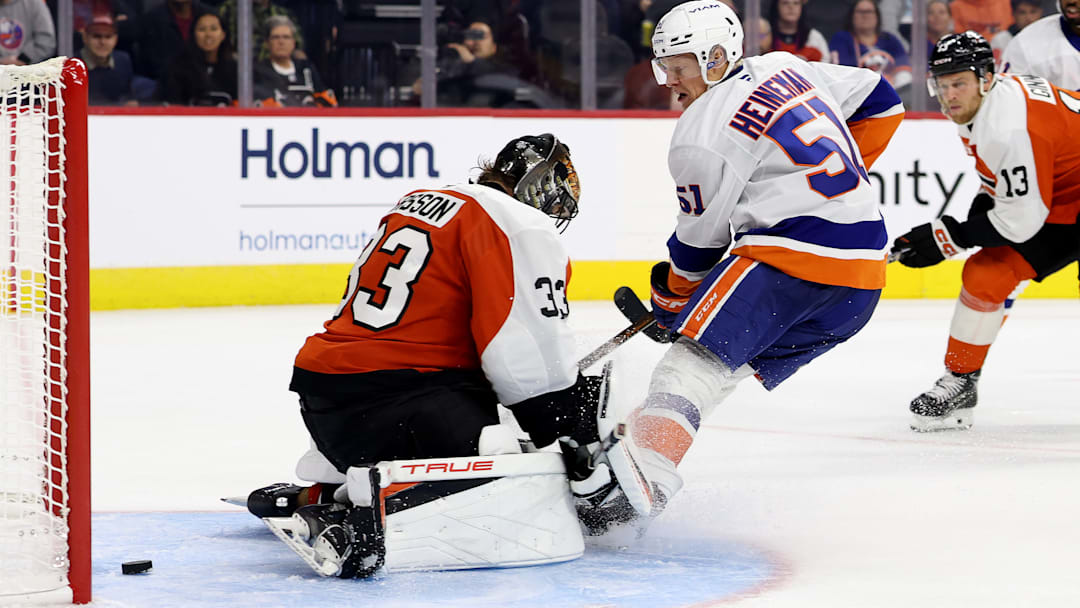 New York Islanders v Philadelphia Flyers New York Islanders v Philadelphia Flyers