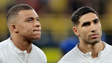 Mbappé a félicité Hakimi.