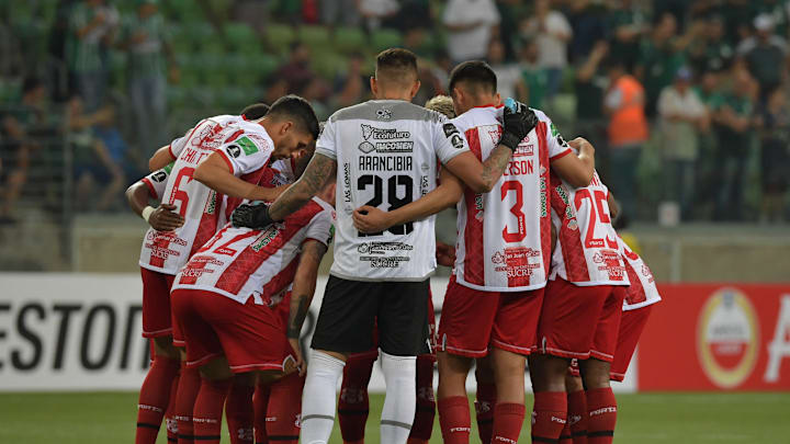 Jogadores do Independiente Petrolero estão sendo investigados Jogadores do Independiente Petrolero estão sendo investigados