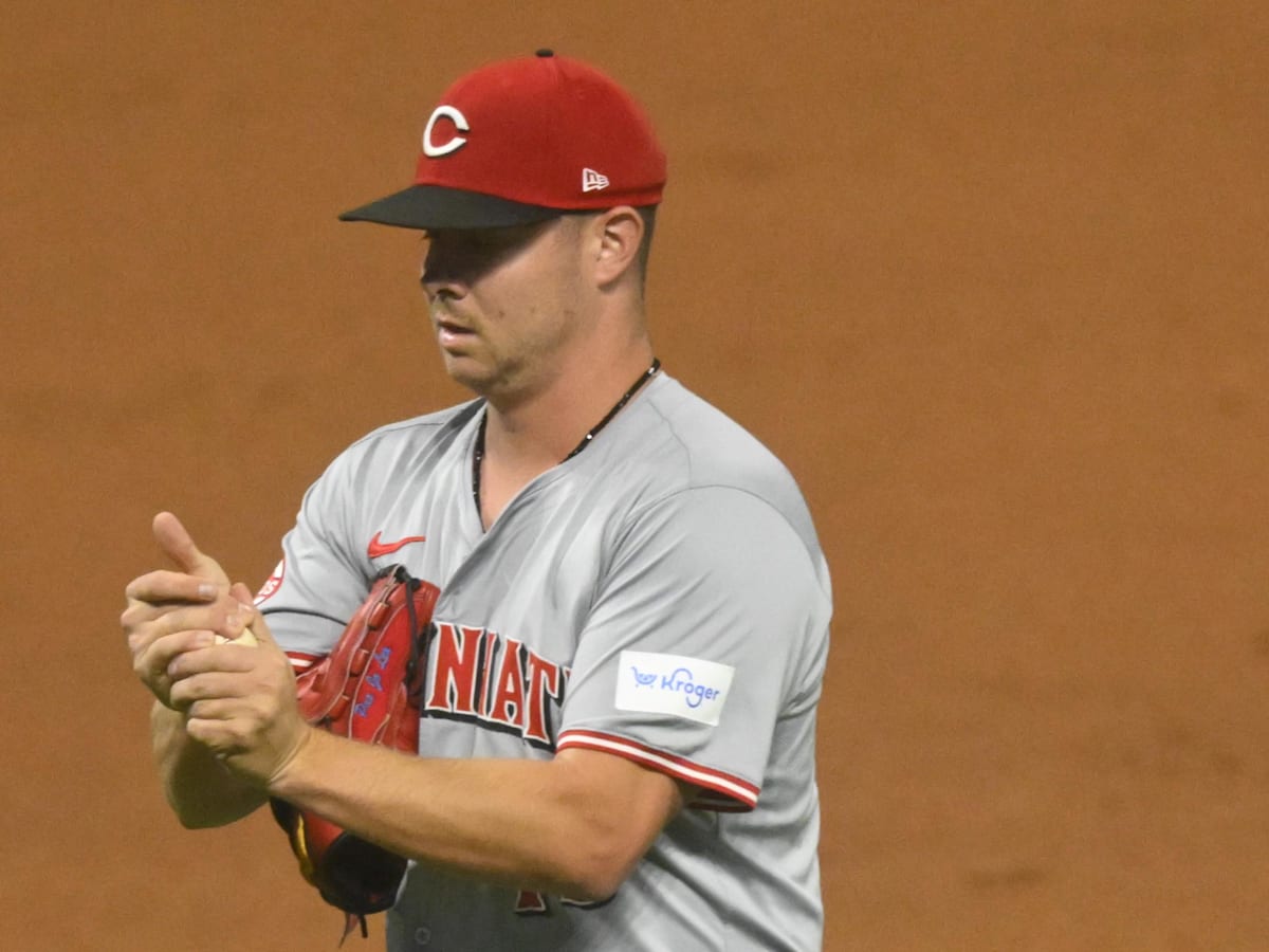 Cincinnati Reds' Emilio Pagan Wanted the Ball With the Game on the Line: He  Delivered