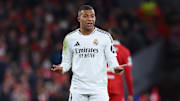 Le Real Madrid de Kylian Mbappé s'incline sur la pelouse de Liverpool.