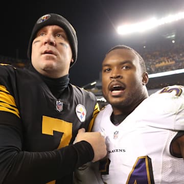 Dec 25, 2016; Pittsburgh, PA, USA;  Pittsburgh Steelers quarterback Ben Roethlisberger (7) greets Baltimore Ravens inside linebacker Zach Orr (54) after their game at Heinz Field. The Steelers won 31-27. Mandatory Credit: Charles LeClaire-Imagn Images
