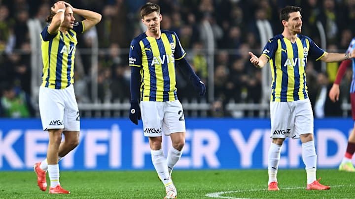 Fenerbahçe oyuncularının üzüntüsü