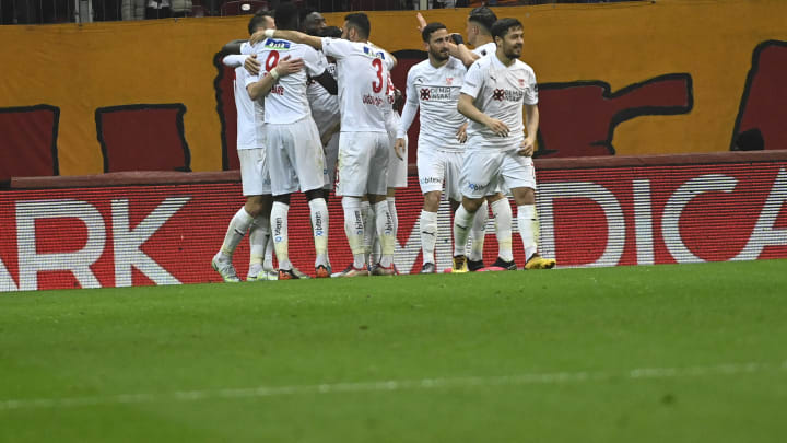 Sivasspor oyuncularının gol sevinci