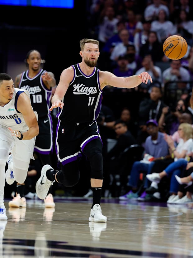 Sacramento Kings Forward Domantas Sabonis 