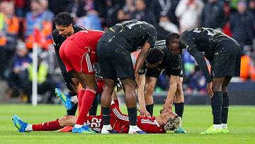 L'international français dit peut être adieu à la Coupe du Monde de cet été avec cette blessure. L'international français dit peut être adieu à la Coupe du Monde de cet été avec cette blessure.