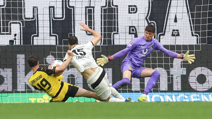 Borussia Mönchengladbach v Borussia Dortmund - Bundesliga