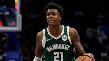 Milwaukee Bucks v Dallas Mavericks