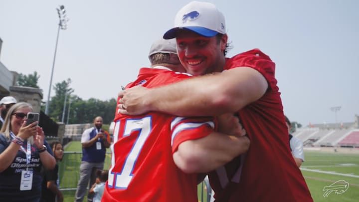 Allen offered the fan, Nate, with two tickets to the Ryder Cup.