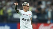 Fagner é o sétimo jogador com mais jogos pelo Corinthians