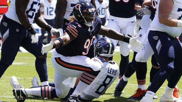 Zacch Pickens sacks Will Levis in preseason last year. The Bears wouldn't mind seeing that in this year's season opener.