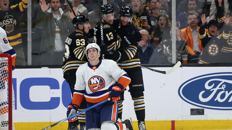 New York Islanders v Boston Bruins