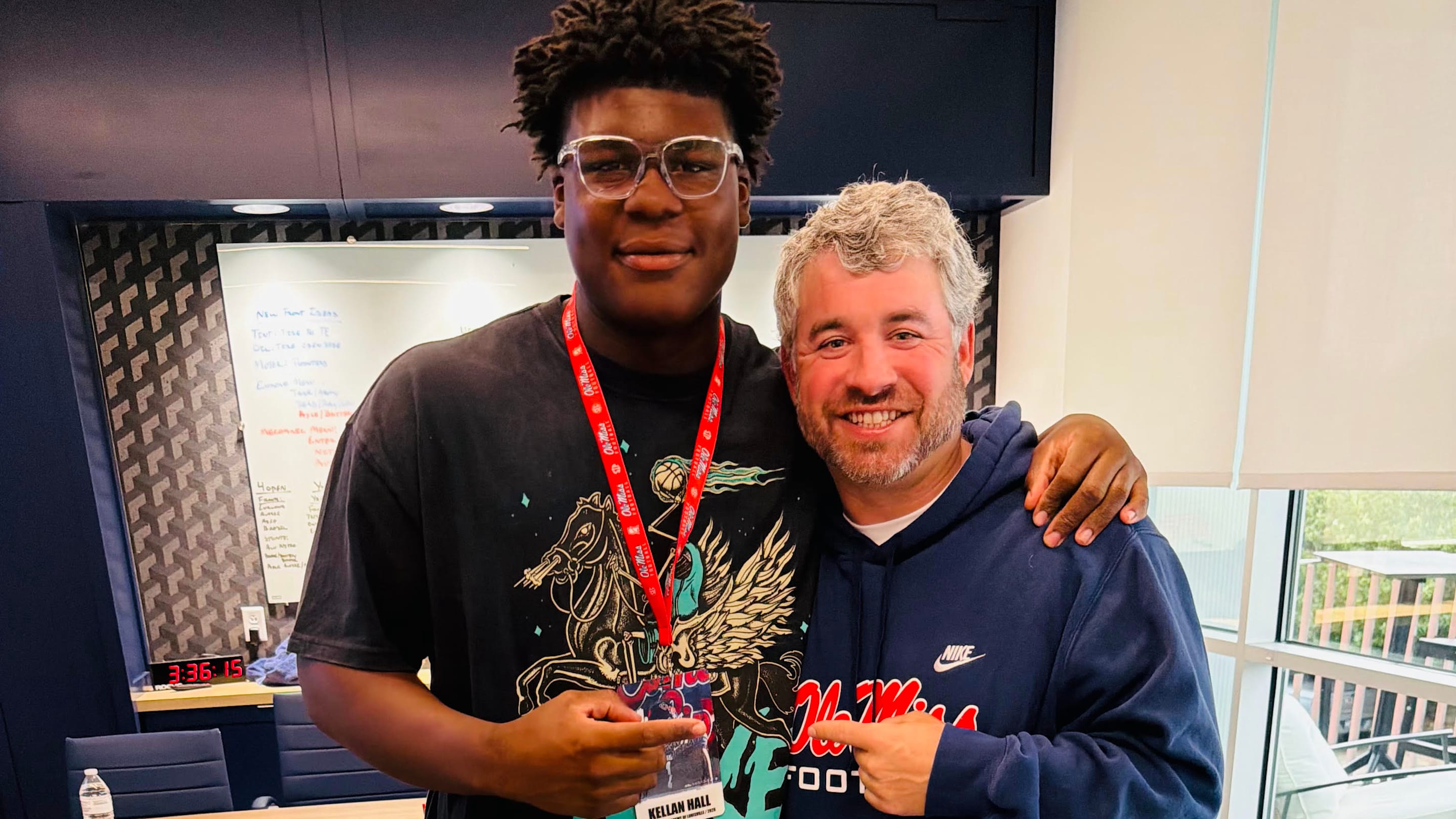 Ole Miss Football Building Momentum for No. 2 DL in America, Oklahoma Sooners Target