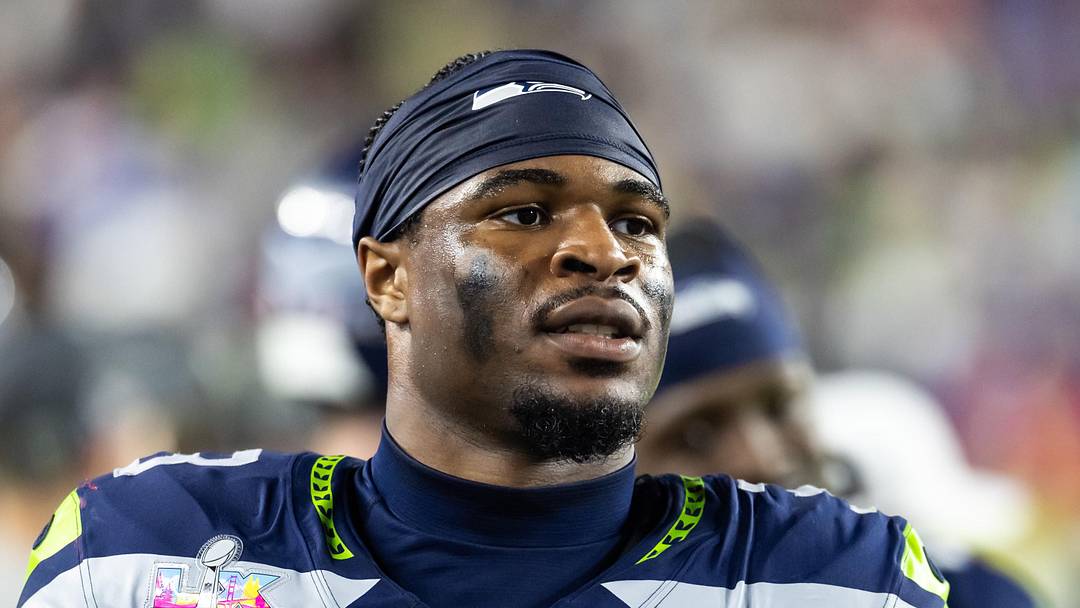 Seattle Seahawks safety Nick Emmanwori on the sidelines