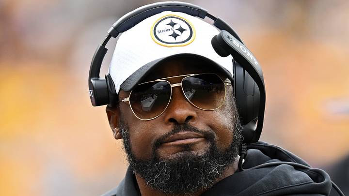 Cleveland Browns v Pittsburgh Steelers