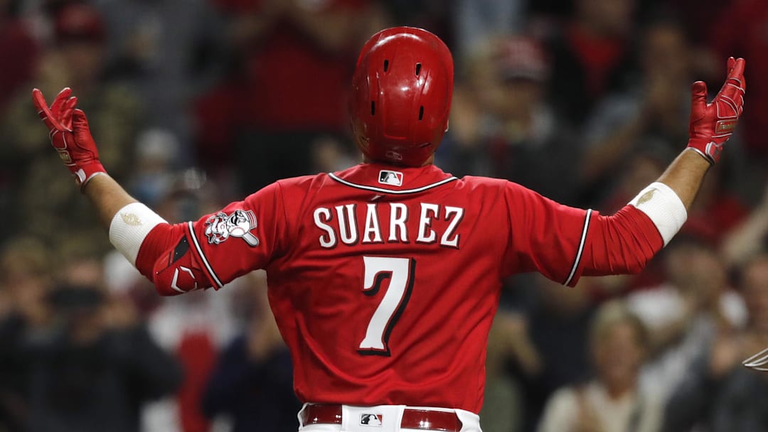 Cincinnati Reds third baseman Eugenio Suarez (7) reacts 