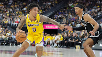Jalen Hood-Schifino aún no acciona con el equipo principal de Lakers en la actual campaña