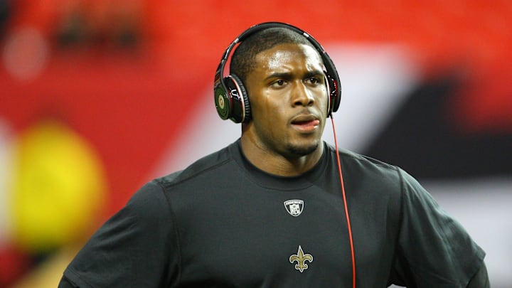 Dec 27, 2010; Houston, TX, USA; New Orleans Saints running back Reggie Bush (25) prepares for a game against the Atlanta Falcons at the Georgia Dome. Mandatory Credit: Brett Davis-Imagn Images