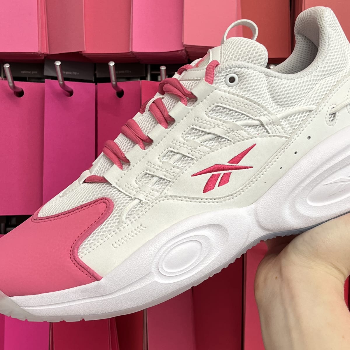 Reebok instapump angel cheap