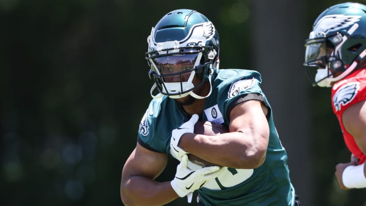 May 30, 2024; Philadelphia, PA, USA; Philadelphia Eagles running back Saquon Barkley (26) runs with the ball during practice at NovaCare Complex. Mandatory Credit: Bill Streicher-USA TODAY Sports