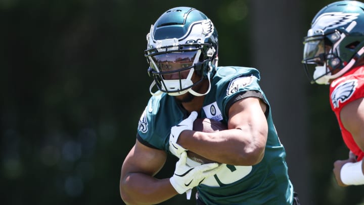 May 30, 2024; Philadelphia, PA, USA; Philadelphia Eagles running back Saquon Barkley (26) runs with the ball during practice at NovaCare Complex. Mandatory Credit: Bill Streicher-USA TODAY Sports