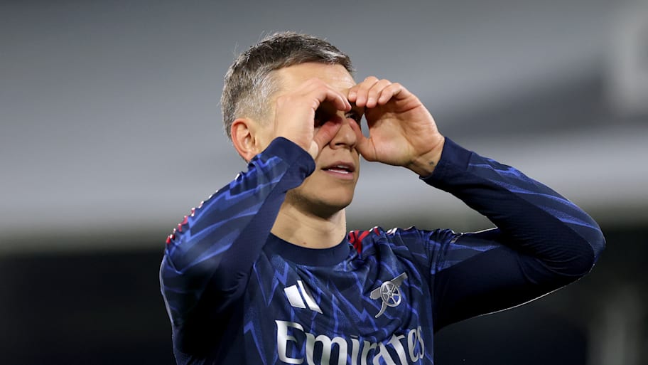 Leandro Trossard celebrating.