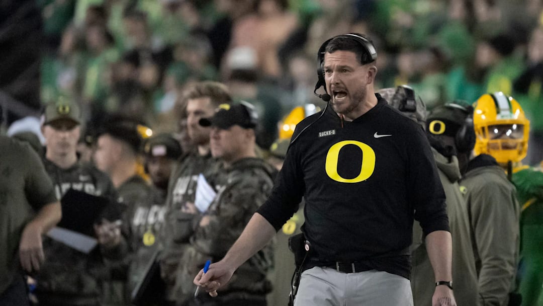 Oregon head coach Dan Lanning yells on the sideline as the Oregon Ducks host the Maryland Terrapins at Autzen Stadium Saturday, Nov. 9, 2024 in Eugene, Ore. | Ben Lonergan/The Register-Guard 