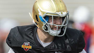 American team linebacker Jack Kiser of Notre Dame (20) works through drills during Senior Bowl practice